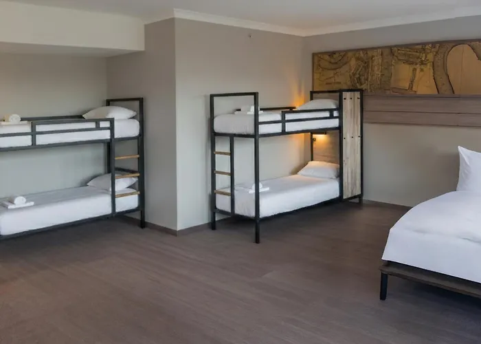 A&O London Docklands Riverside